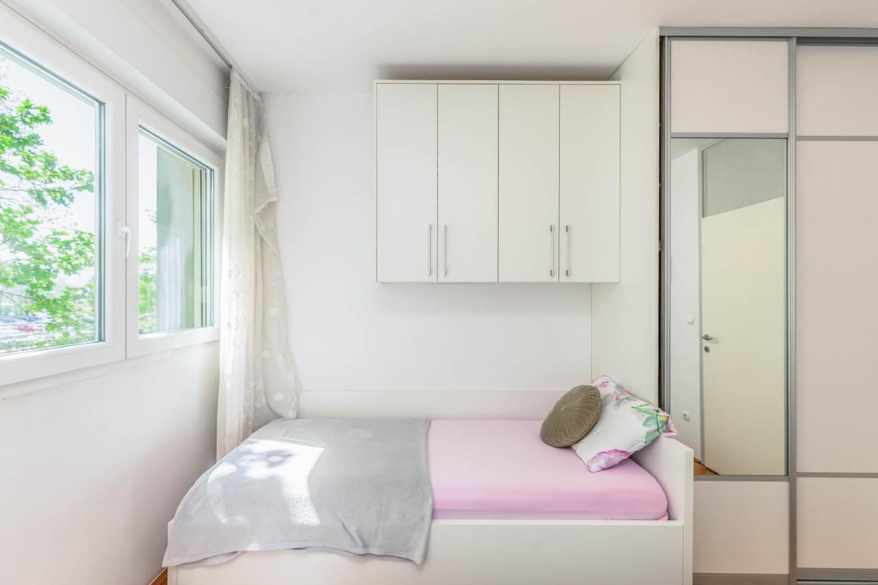 Ferienwohnung Downtown Pearl Omiš Exterior foto