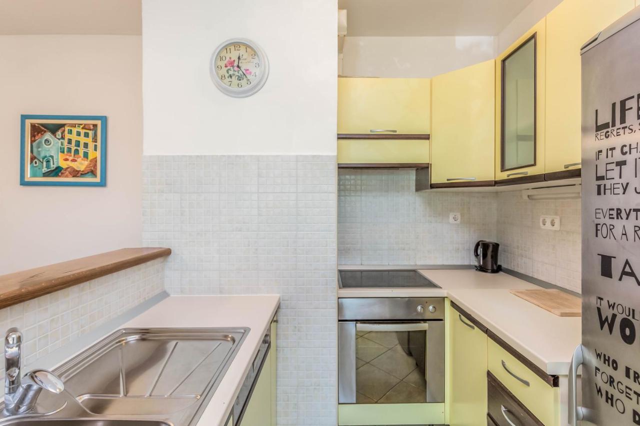 Ferienwohnung Downtown Pearl Omiš Exterior foto