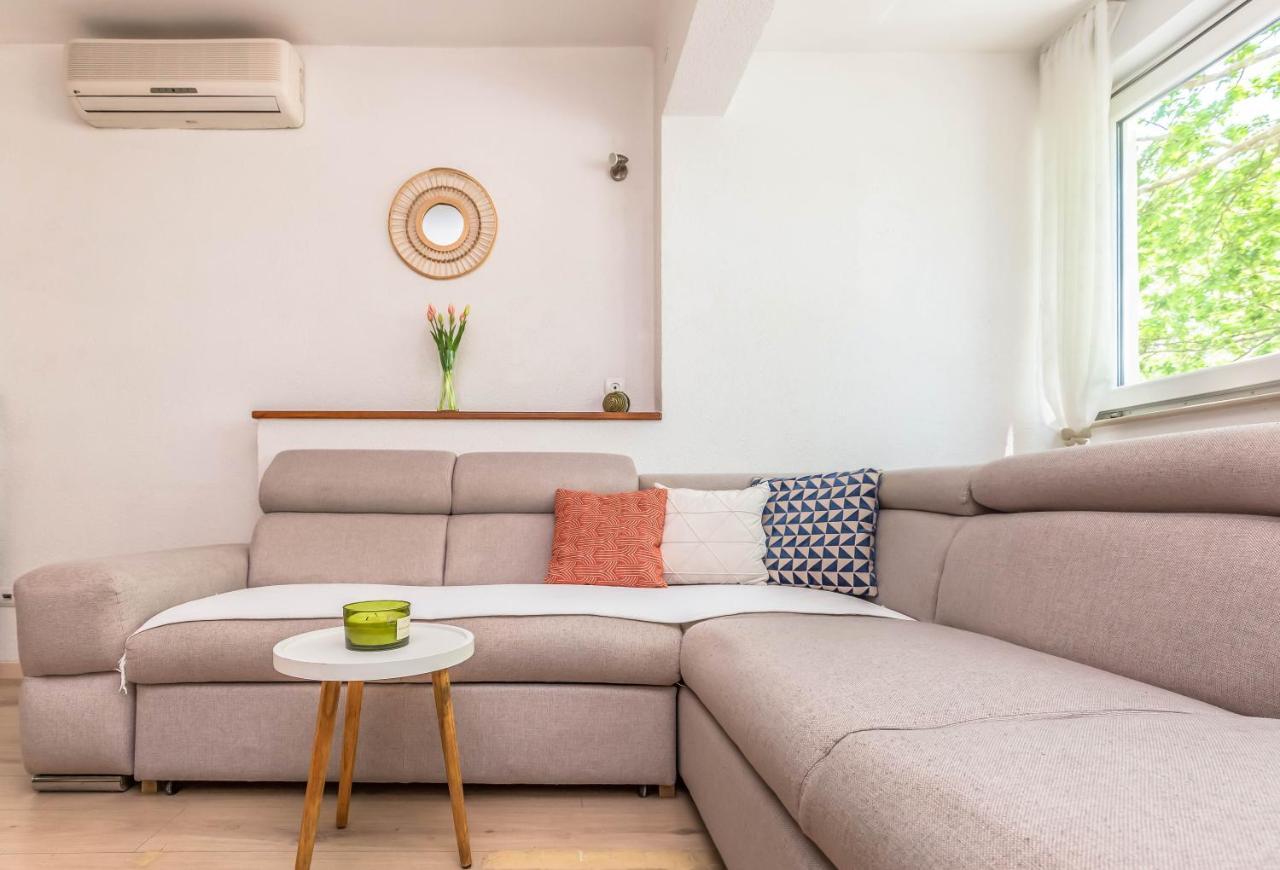 Ferienwohnung Downtown Pearl Omiš Exterior foto