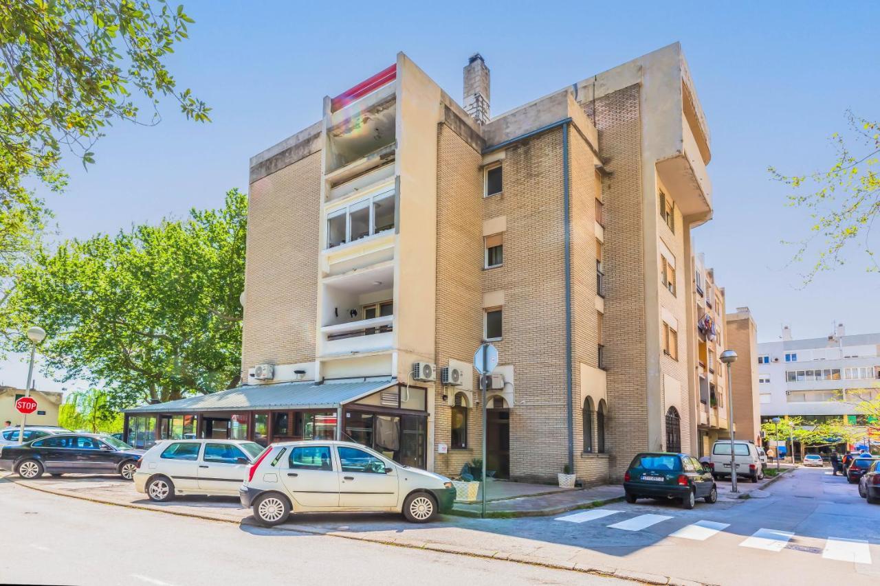 Ferienwohnung Downtown Pearl Omiš Exterior foto