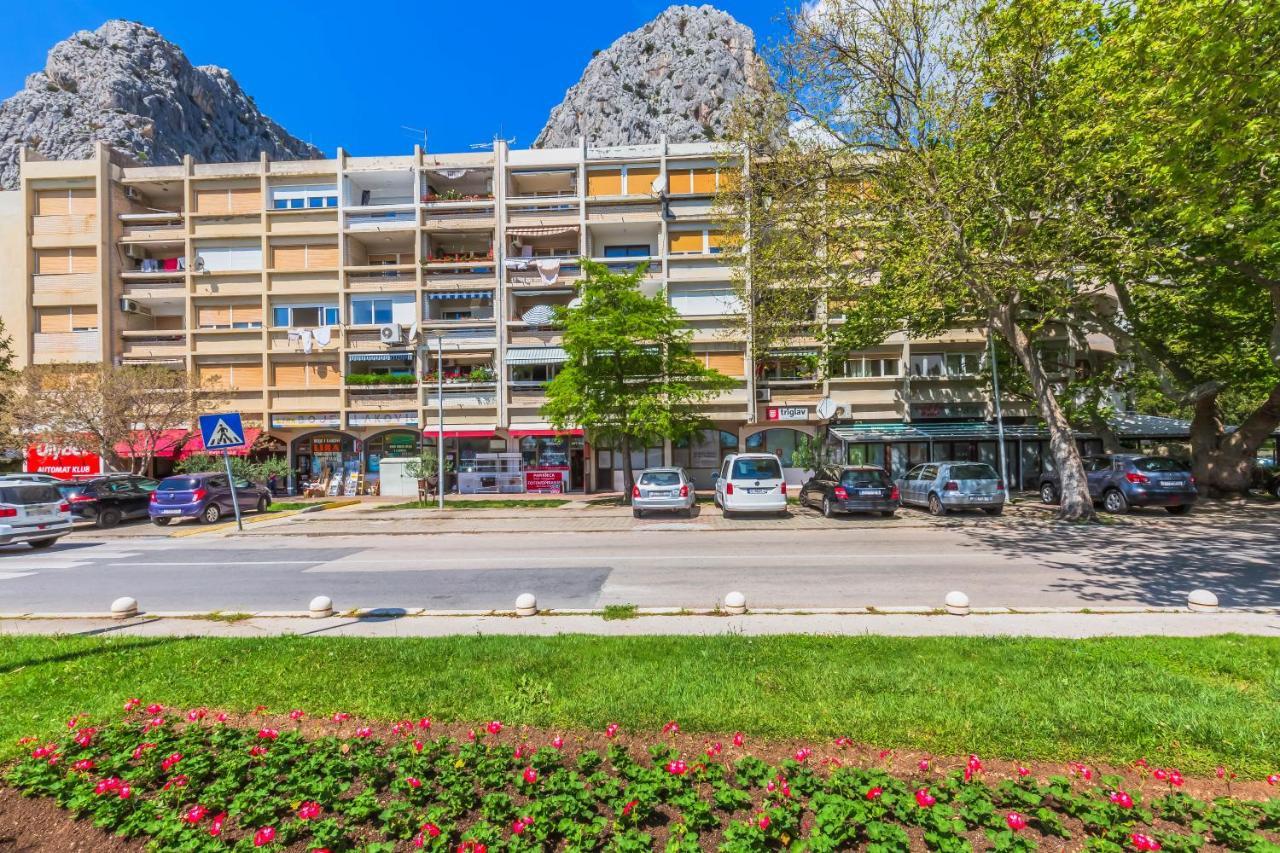 Ferienwohnung Downtown Pearl Omiš Exterior foto